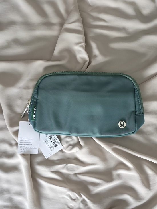 lululemon athletica Handbags - Lululemon Everywhere Belt Bag 1L TIDT **Price Firm**